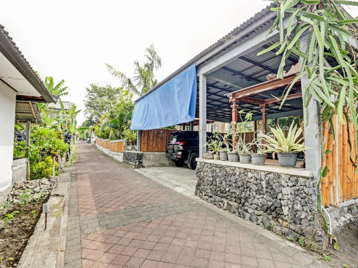 Oyo 90458 Pucuk Bali Guest House Canggu Exterior foto