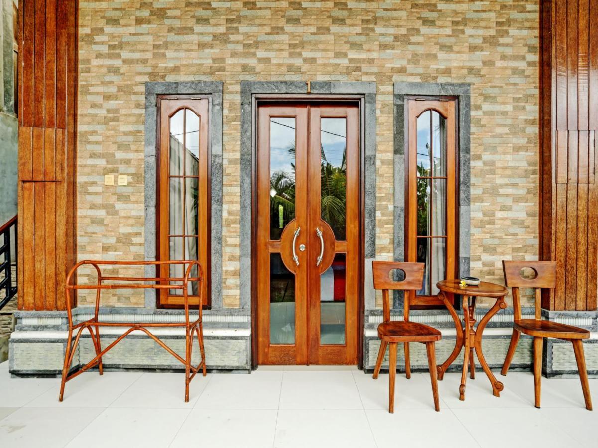 Oyo 90458 Pucuk Bali Guest House Canggu Exterior foto