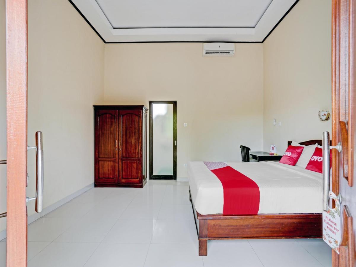 Oyo 90458 Pucuk Bali Guest House Canggu Exterior foto