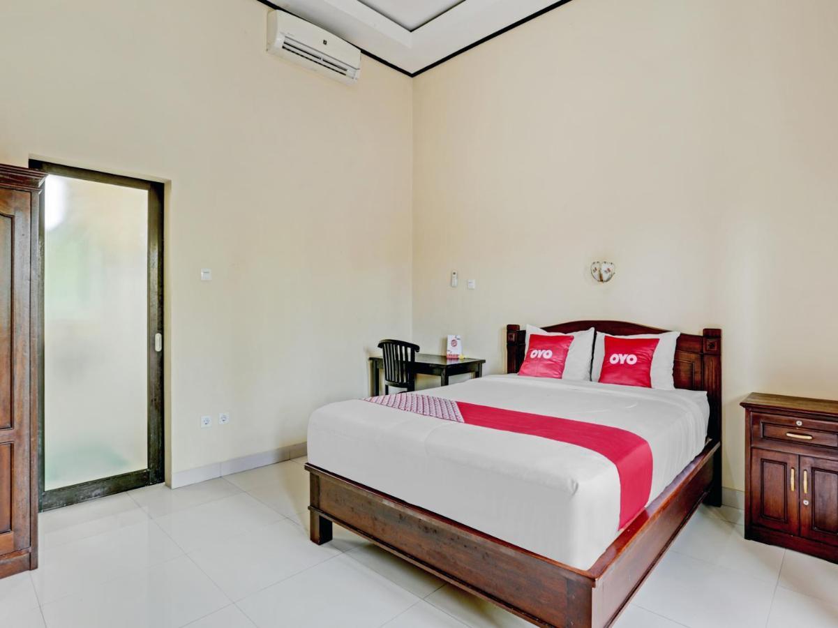 Oyo 90458 Pucuk Bali Guest House Canggu Exterior foto